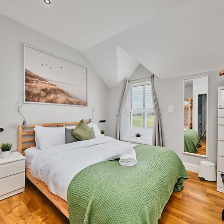 5 Dunluce Park - Portrush By The Sea Apartment Ngoại thất bức ảnh